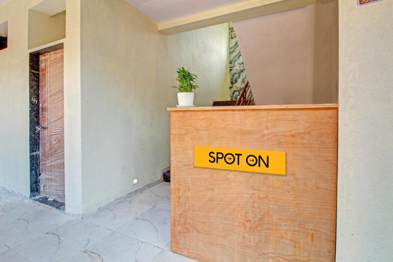 Oyo Hotel Hidden Palace Pune Exterior photo